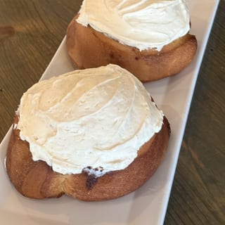 Cinnamon Roll - Frosted